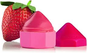 15 Best Lip Serums in India for Soft and Beautiful Lips