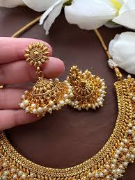 10 Best Womens Necklaces in India